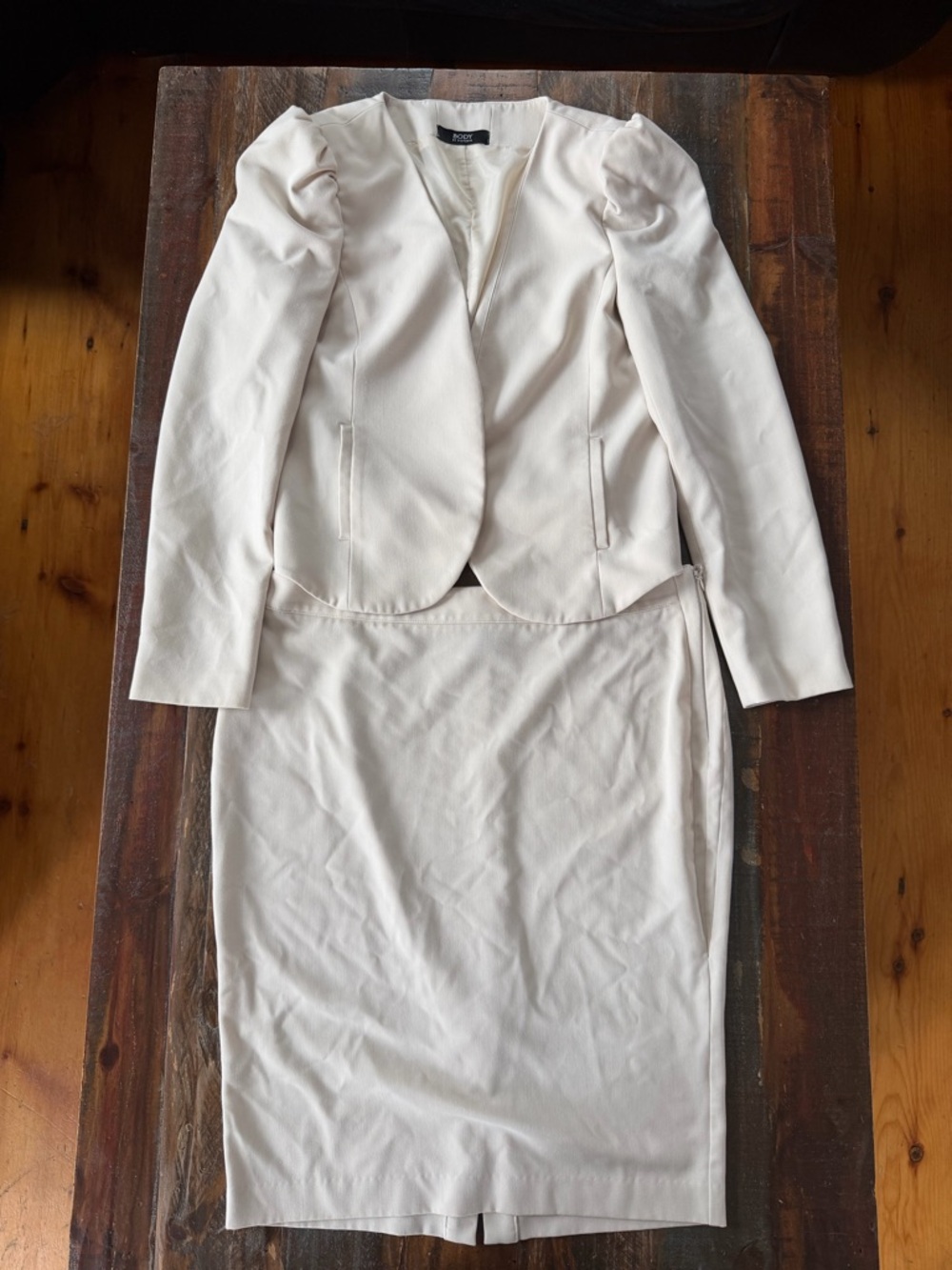 Body By Victoria Victoria’s Secret Women’s 12 Beige 2Piece Skirt Suit | SKU 0083